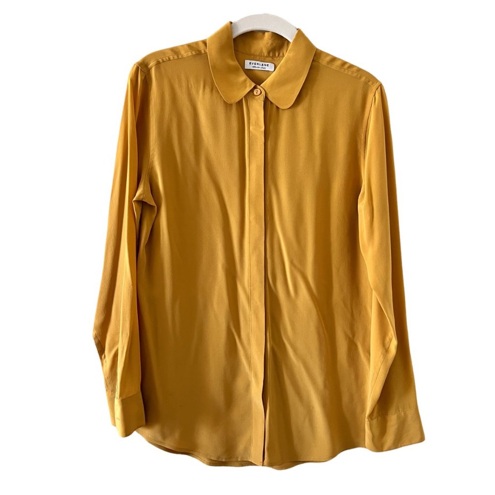 Everlane Relaxed Silk Shirt in Gold Size S
